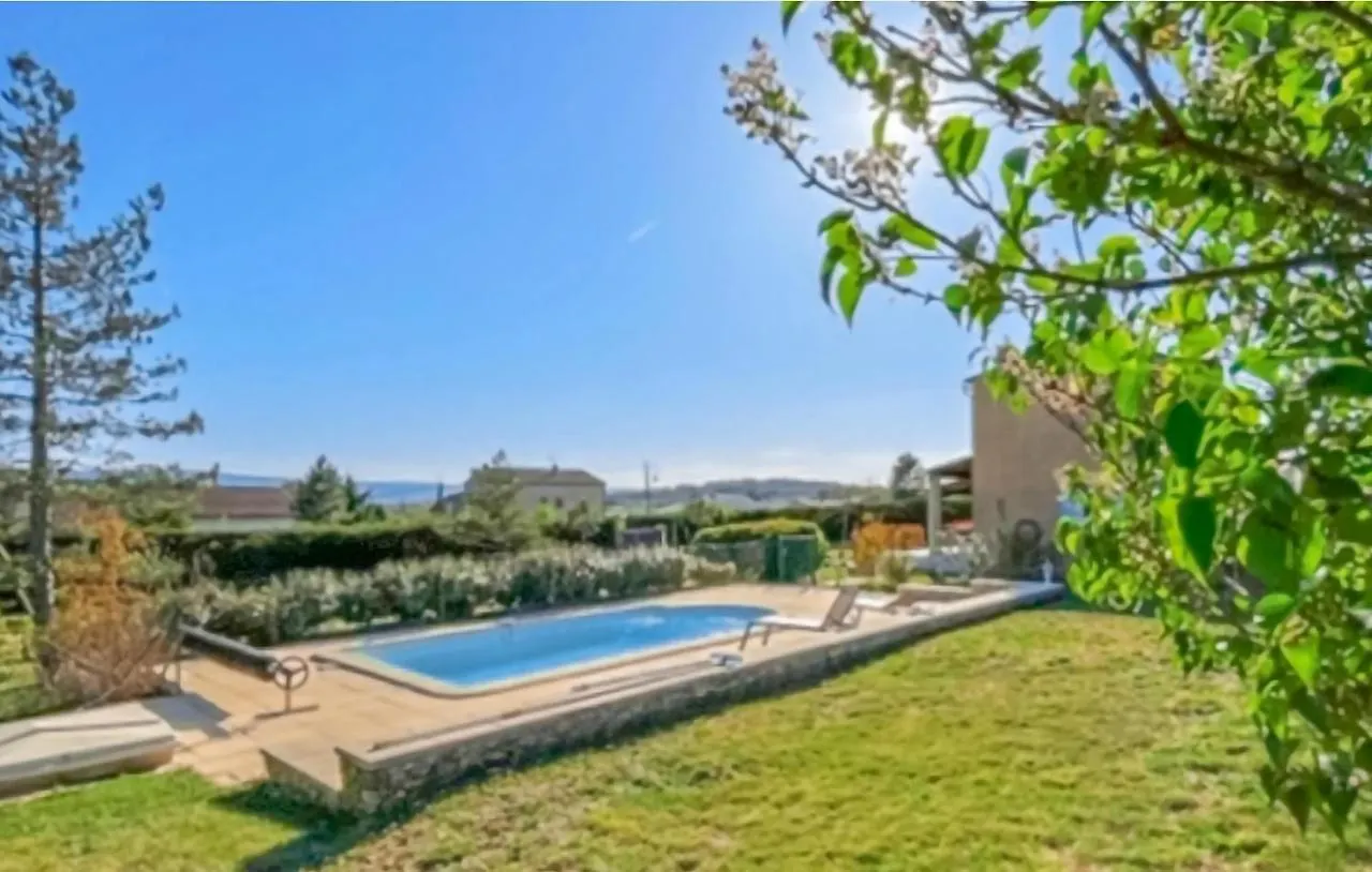 Beautiful Home In Gargas With Wifi France